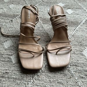 Brand New: Covet Leah Nude Size 39